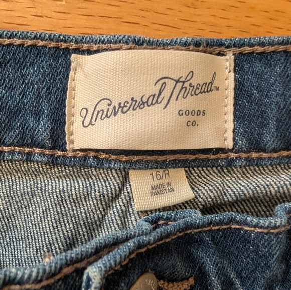 NWT U!iversal Thread High Rise Flare Jeans - Picture 4 of 7